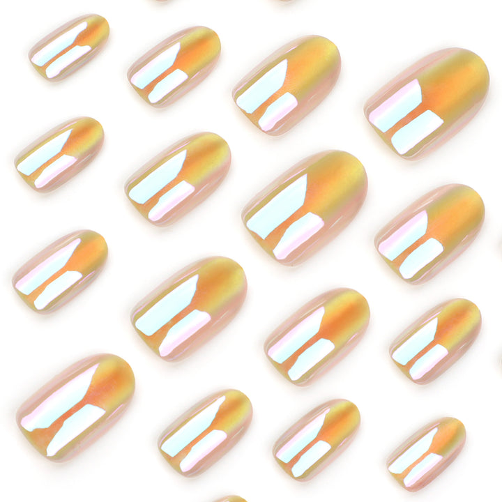 Glittering nail art with holographic effects Stornfield