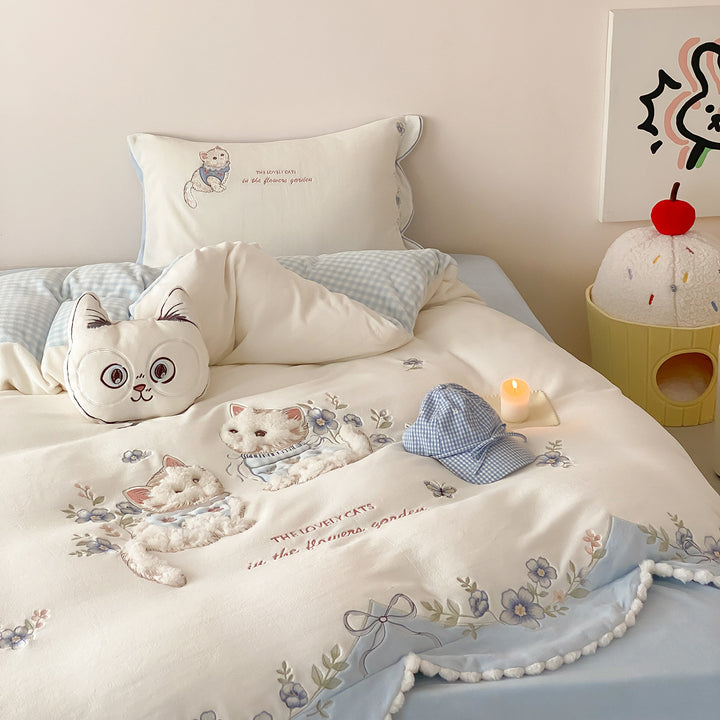 Cotton-Sateen Embroidered 3D Cat Appliqué Duvet Cover Set with Scalloped Hem