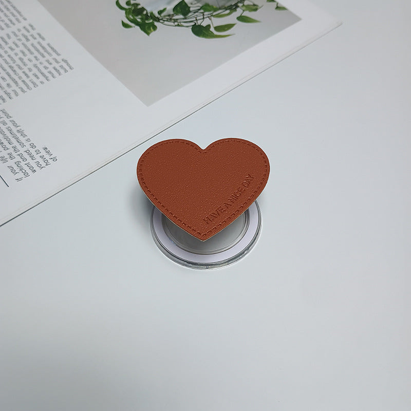 Heart-Shaped Phone Grip Stornfield
