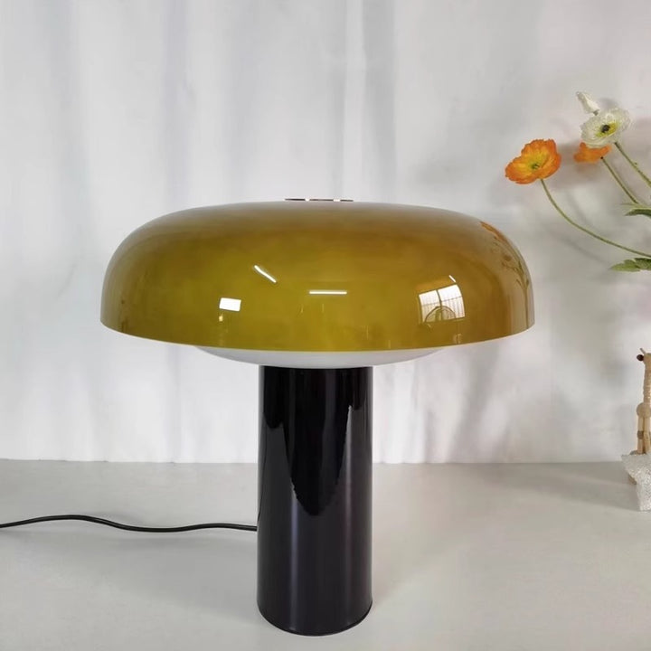 Modern Curved Table Lamp
