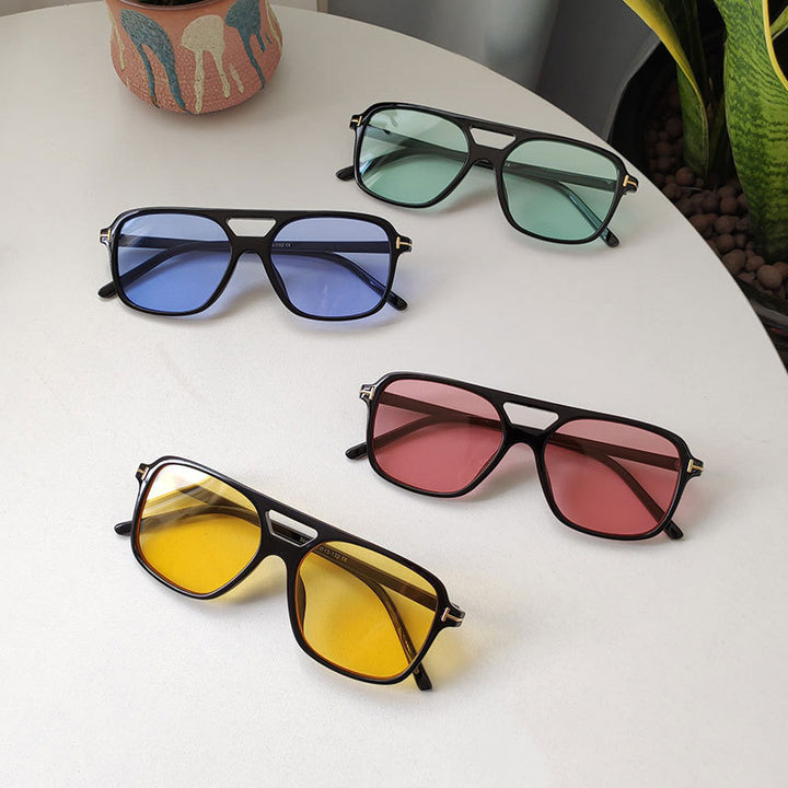 Women trendy square sunglasses with detailed frame Stornfield