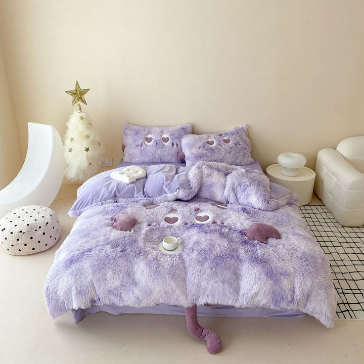 Plush bedding set with 3D monster appliqués and soft fleece