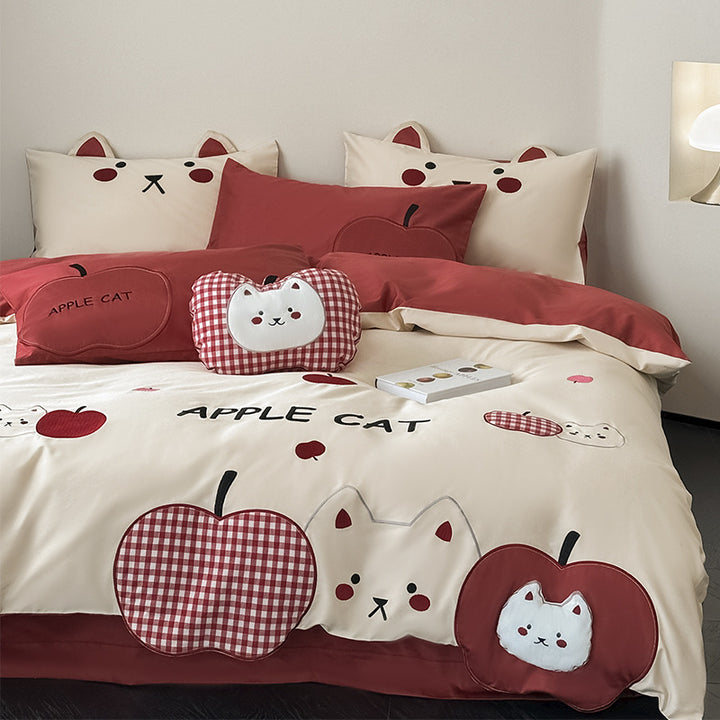 Cute Apple Cat Appliqué Cotton Duvet Cover Set
