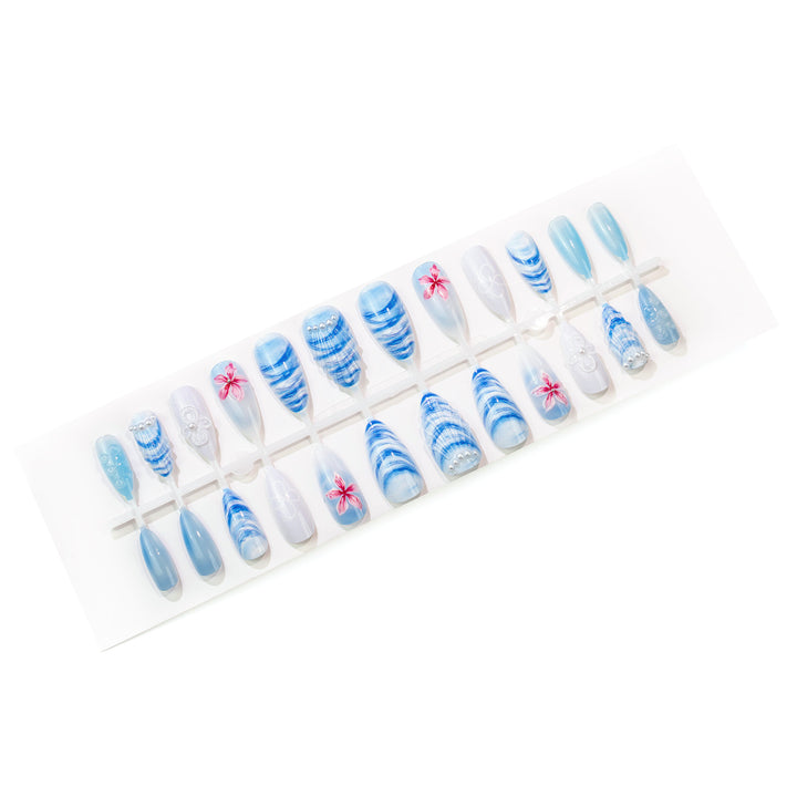 Artistic Coastal Themed Press-On Nail Set
