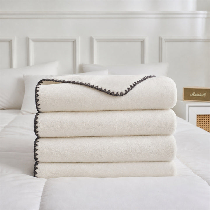 Ultra Soft Fleece Throw Blanket