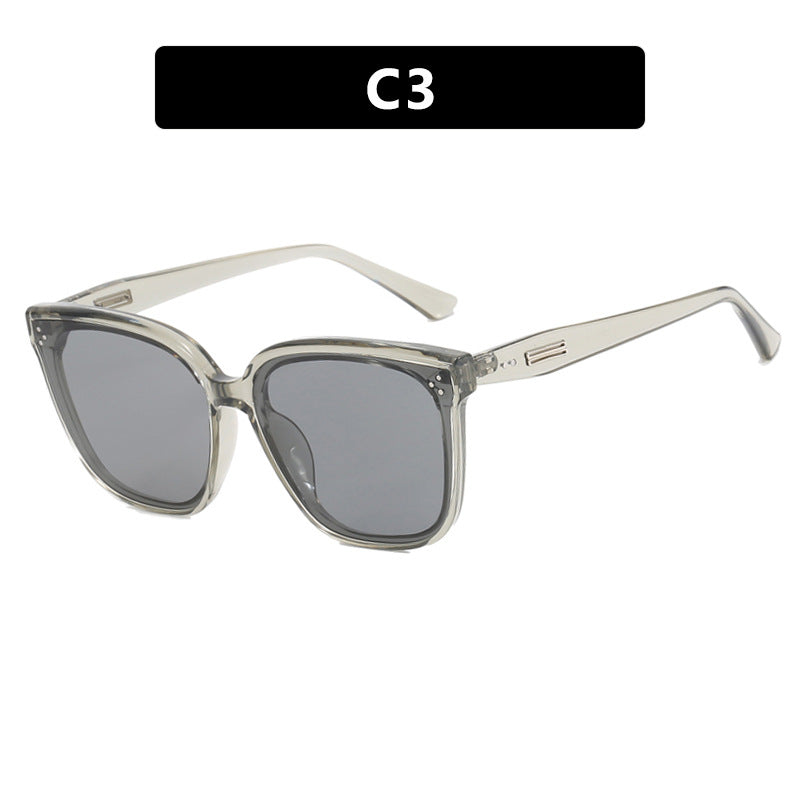 Women's modern oversized sunglasses with elegant, wide frame Stornfield