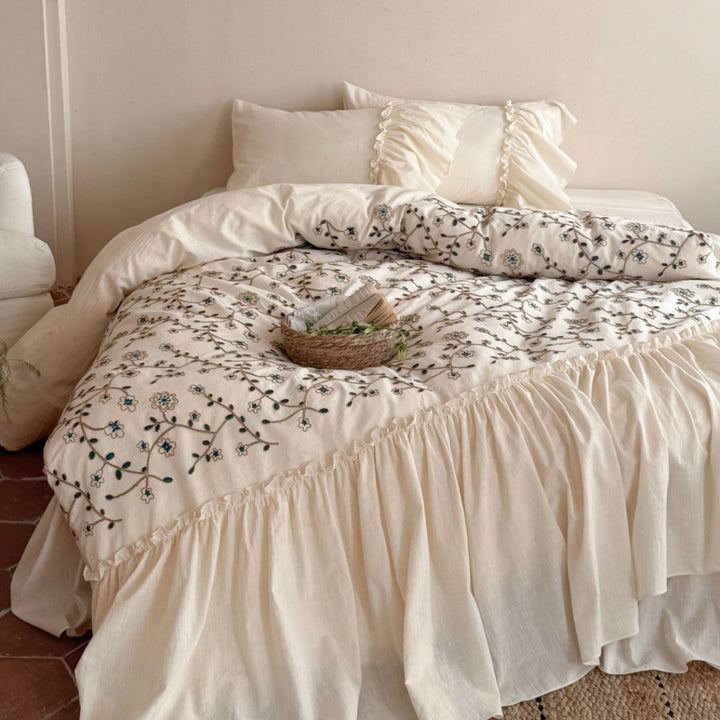 Ruffled Skirted Duvet Cover Set with Botanical Outline Embroidery