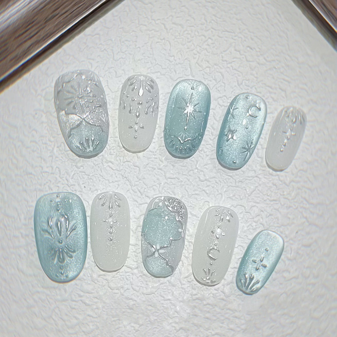 Elegant Floral-Embellished Press-On Nails
