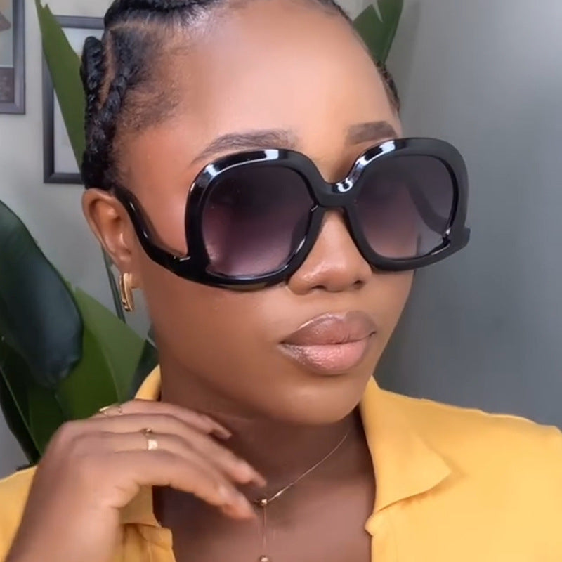 Women's oversized sunglasses with fashionable design Stornfield