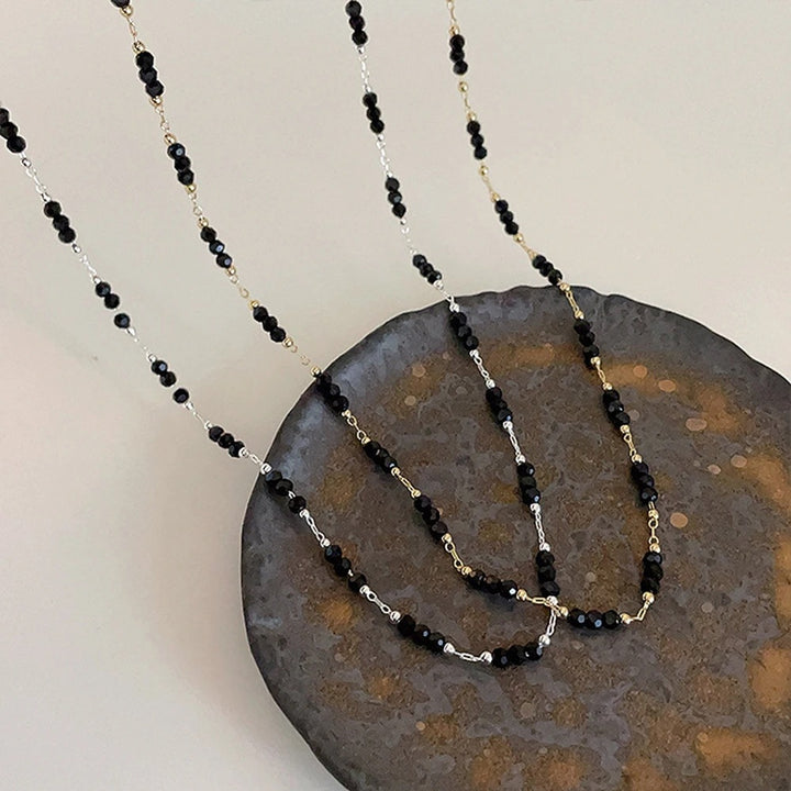 Delicate and Stylish Necklace with Sparkling Pearls Stornfield