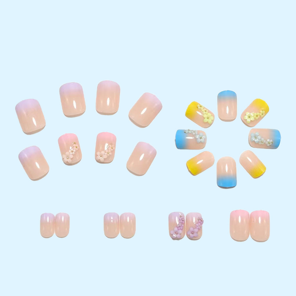 Artificial Nails in Stylish Flower Design Stornfield