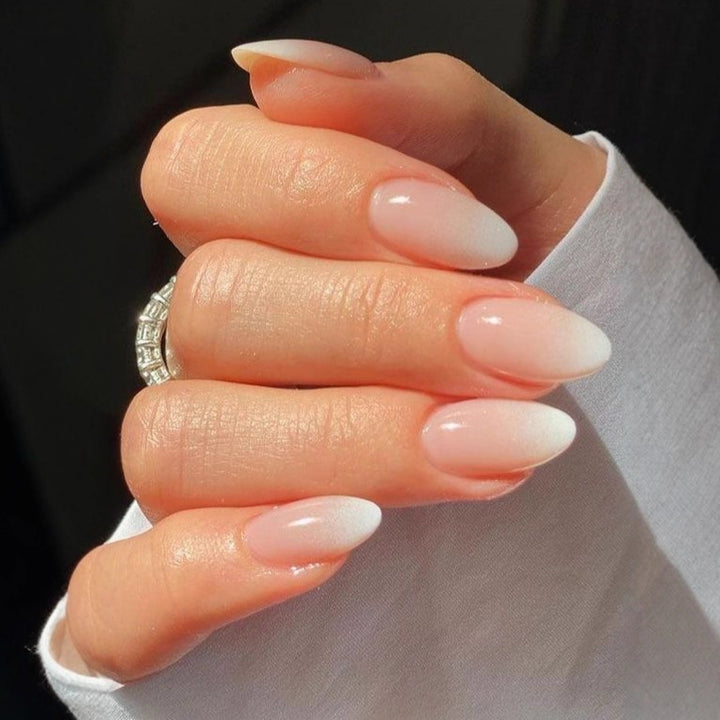 Elegant Ombre Artificial Nails Stornfield