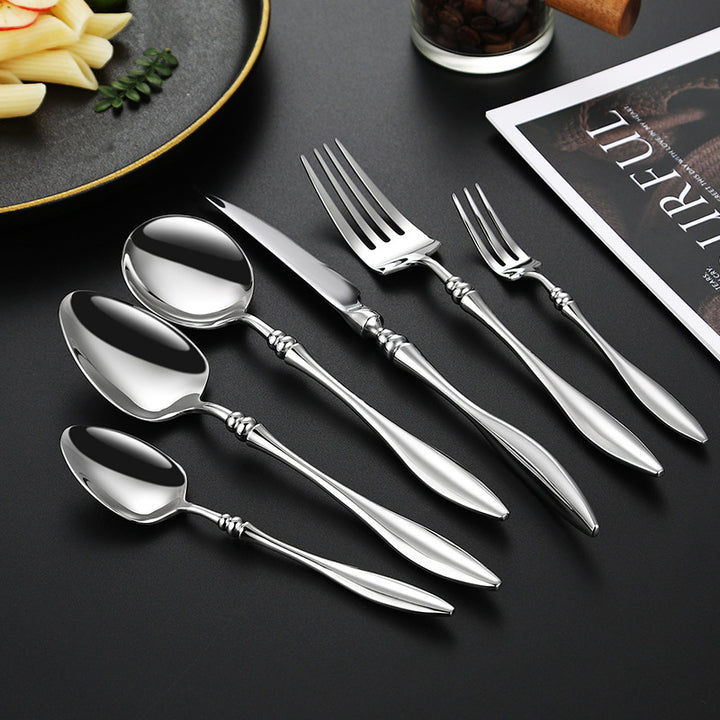 Elegant table knife with fine wave pattern Stornfield