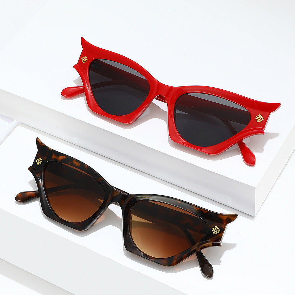 Avant-Garde Cat-Eye Sunglasses Stornfield