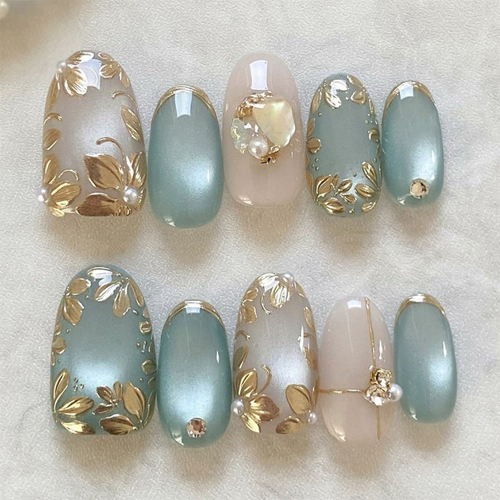 creative nail art set with maritime motifs and sparkling accents Stornfield