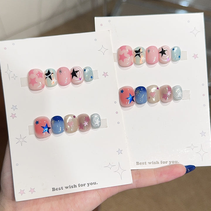 Artificial nails with glamorous star motifs Stornfield