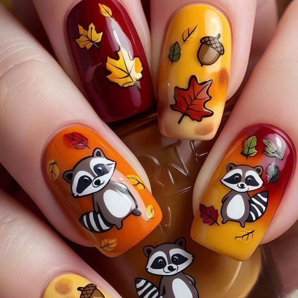Artificial nails with autumnal animal and leaf patterns Stornfield