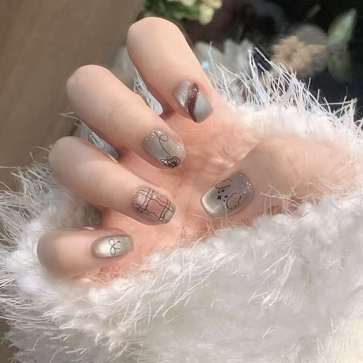 Artistic Floral Detailed Press-On Nail Set Stornfield