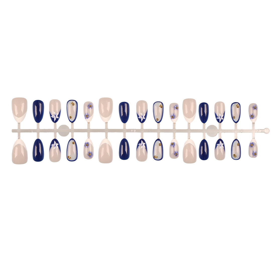 Decorative Press-On Nail Set with Floral Accents  1790956294
