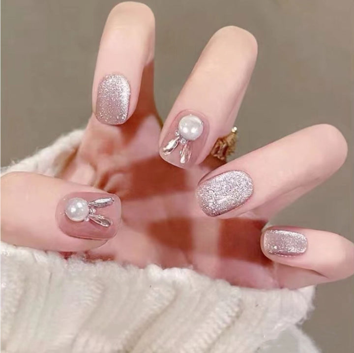Glamorous Nail Art Decoration