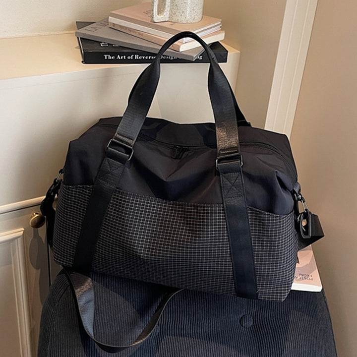 Versatile sports and travel bag with breathable material and robust design Stornfield