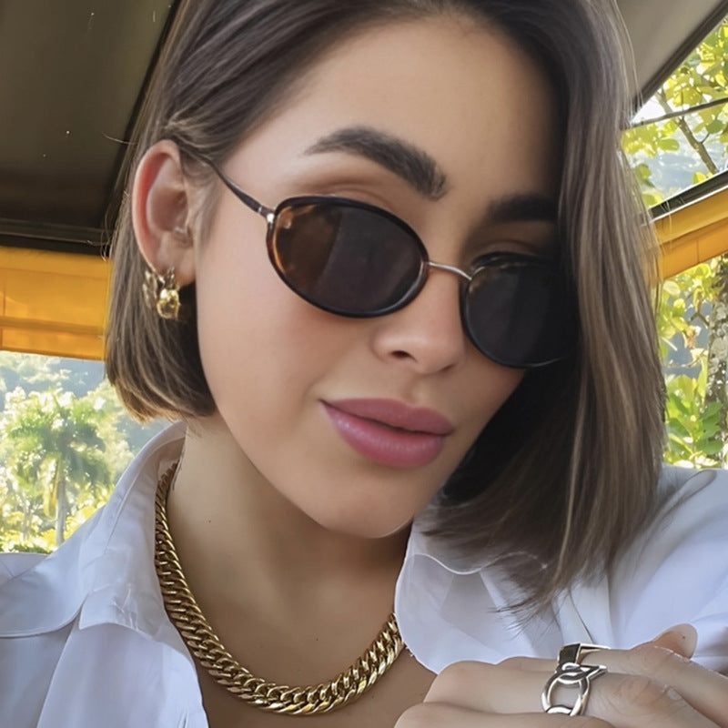 Ladies fashionable sunglasses in elegant oval design Stornfield