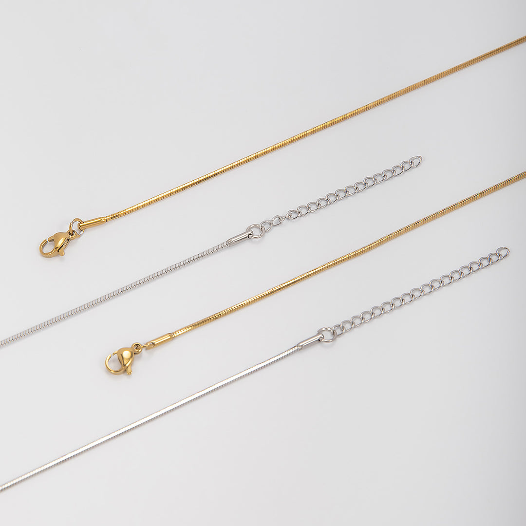 Sleek Adjustable Wire Bracelet Stornfield