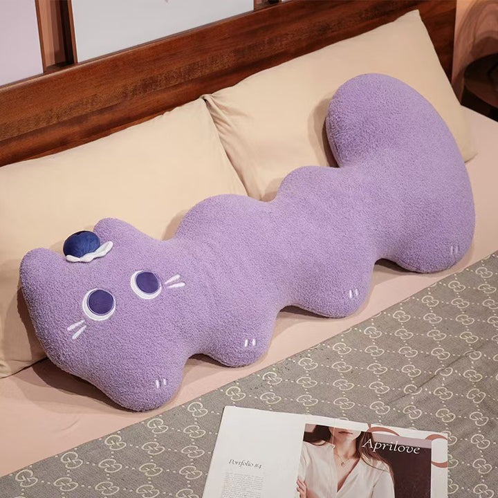 Plush cushion in cat shape Stornfield