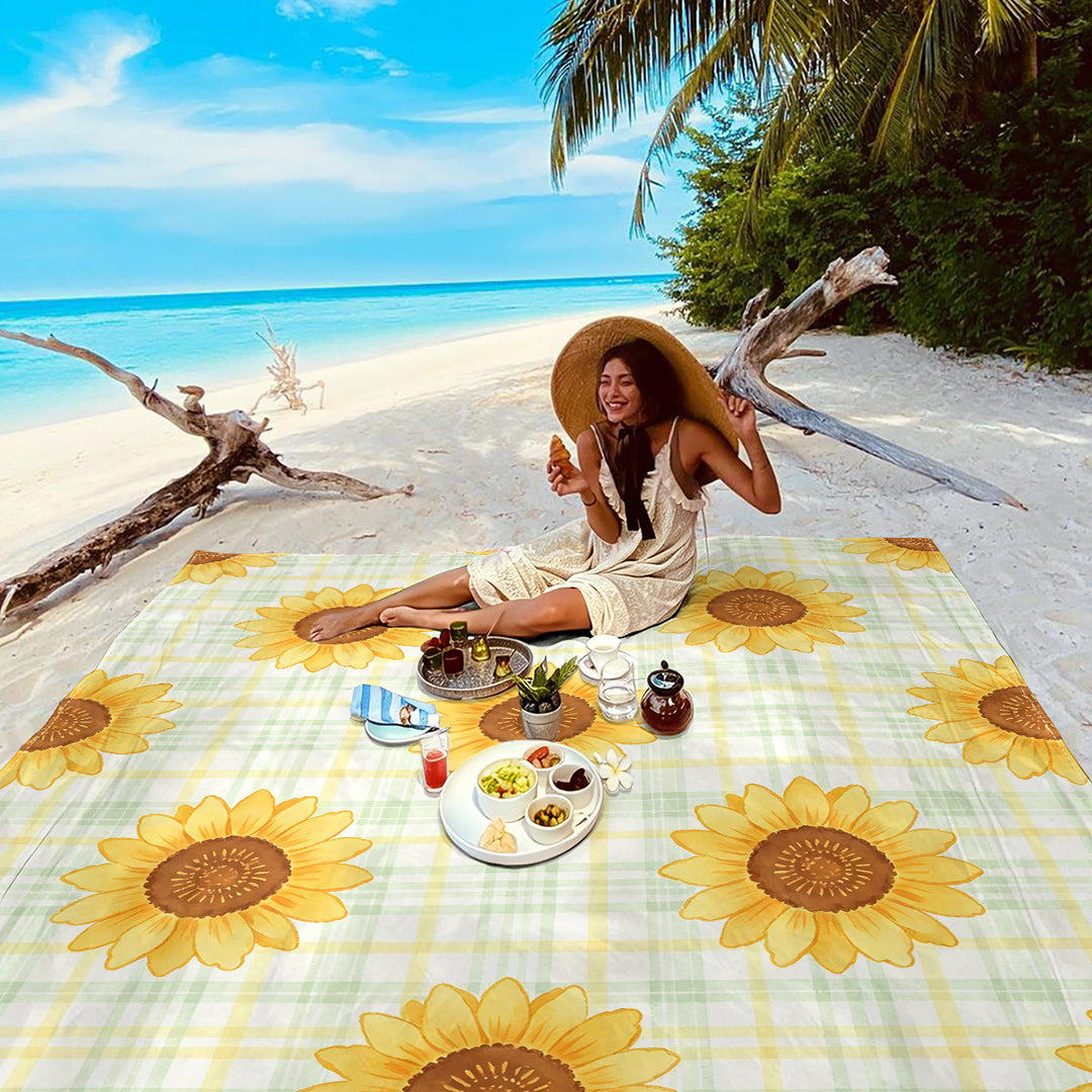 Mandala Design Beach Mat Stornfield
