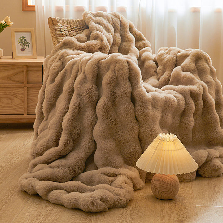 Oversized Luxurious Faux Fur Throw Blanket with Deep Plush Pile for Sofa and Bed