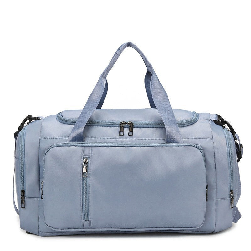 Travel bag with versatile storage and robust zippers Stornfield