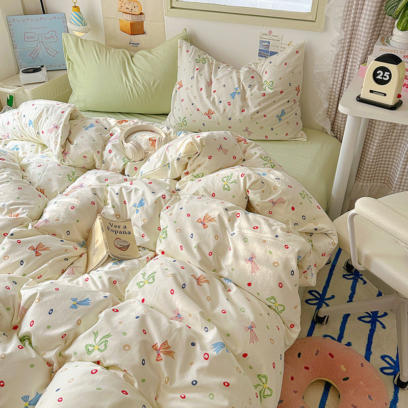 Floral Patterned Quilted Duvet Cover