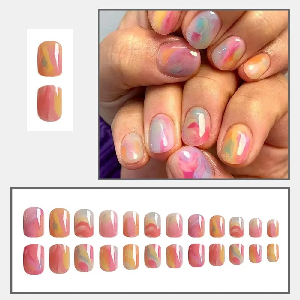 Nail set with marble pattern Stornfield