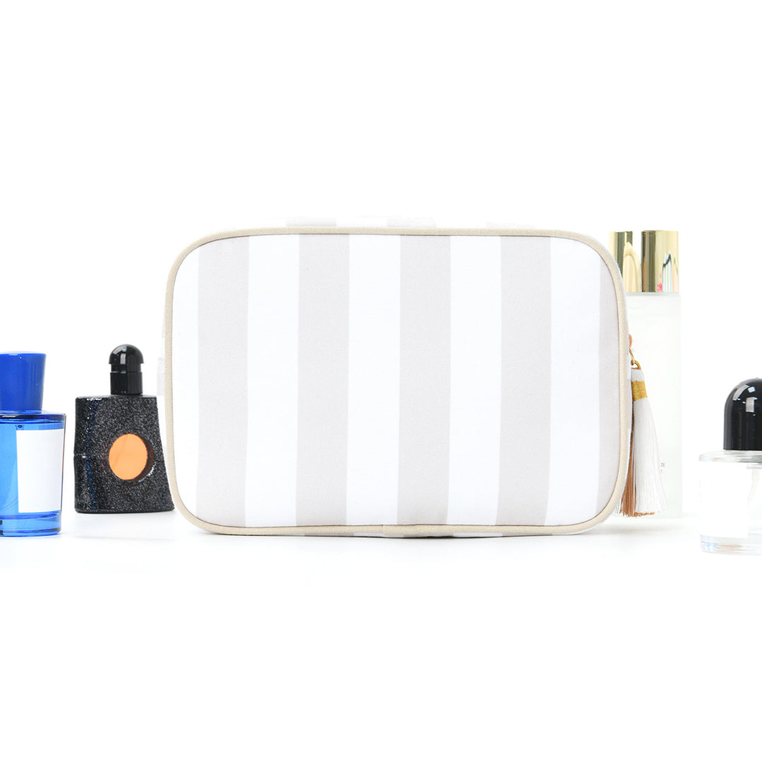Elegant Cosmetic Organizer with Practical Compartments Stornfield