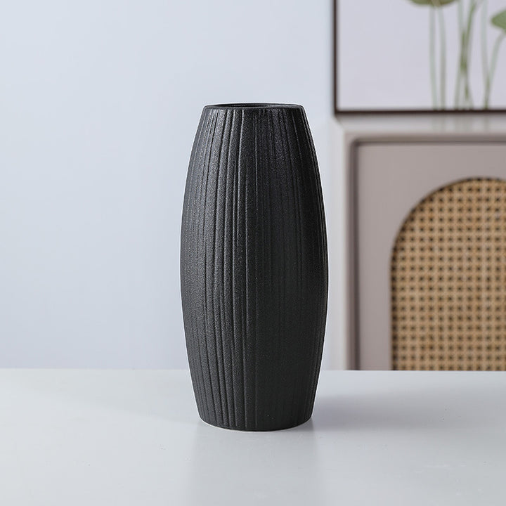 Artistic Ceramic Vase Decoration