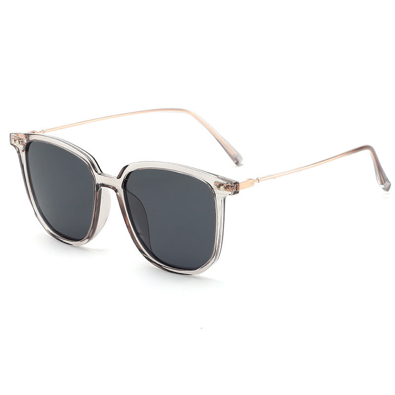 Women's fashionable oversized sunglasses with sturdy frame and UV protection Stornfield