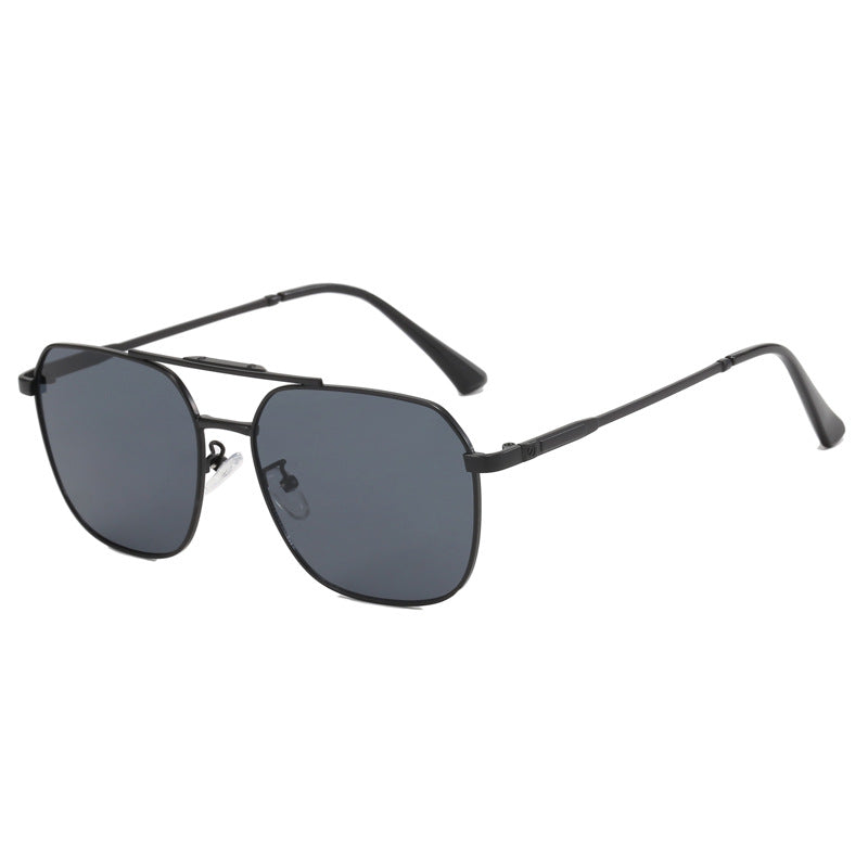 Women Fashionable Oversized Sunglasses in Elegant Shield Design Stornfield