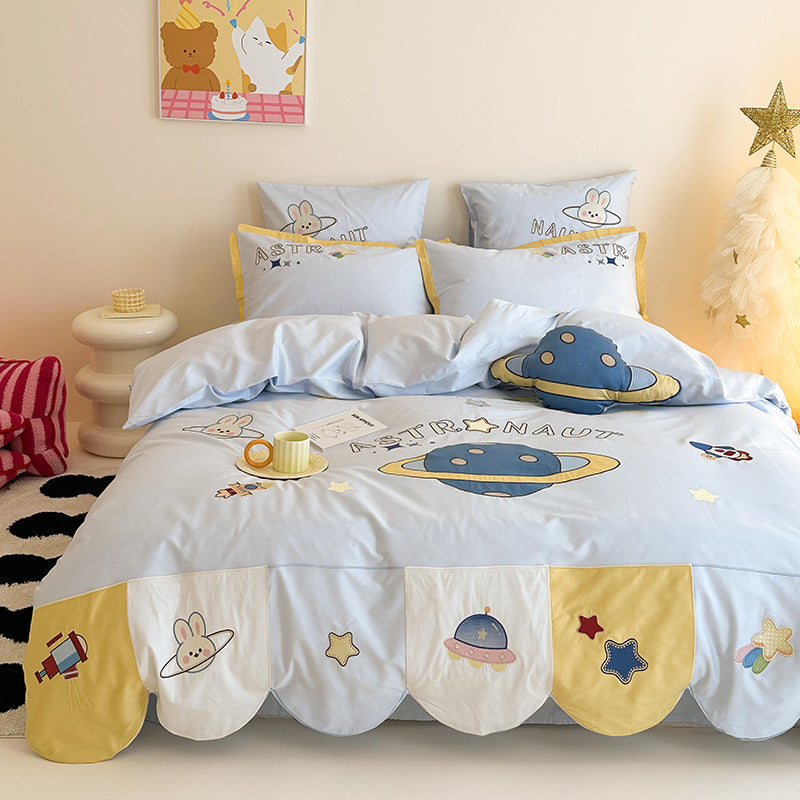 Children's bedding set with embroidered submarine and ocean motif as well as reversible function