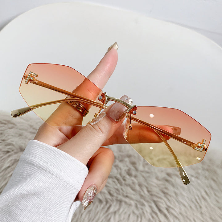 Women's designer sunglasses with innovative hexagonal frame Stornfield