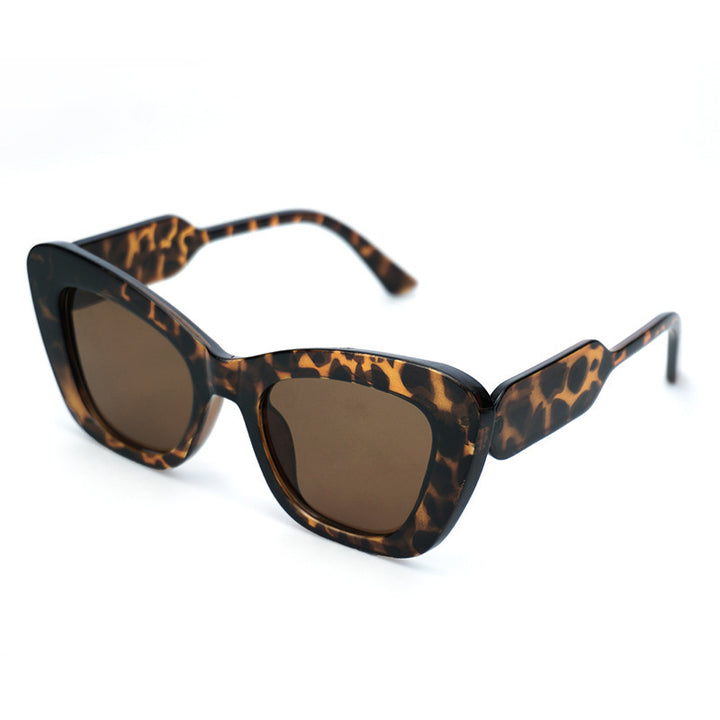 Women's Cat-Eye Sunglasses with Stylish Details Stornfield