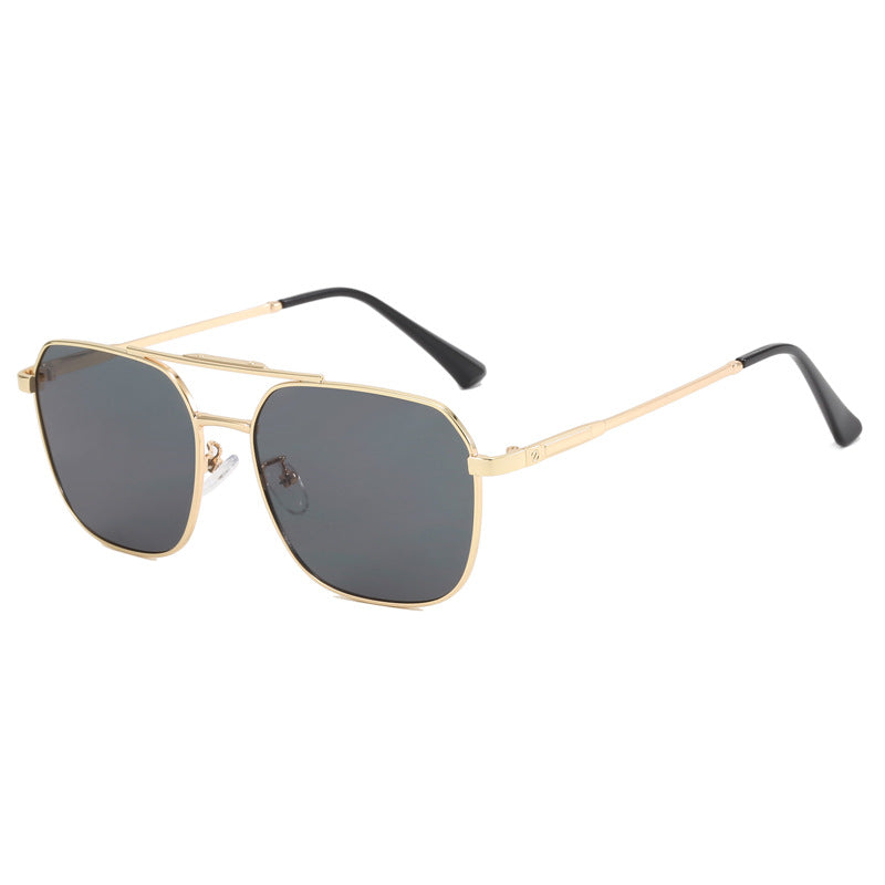 Women Fashionable Oversized Sunglasses in Elegant Shield Design Stornfield
