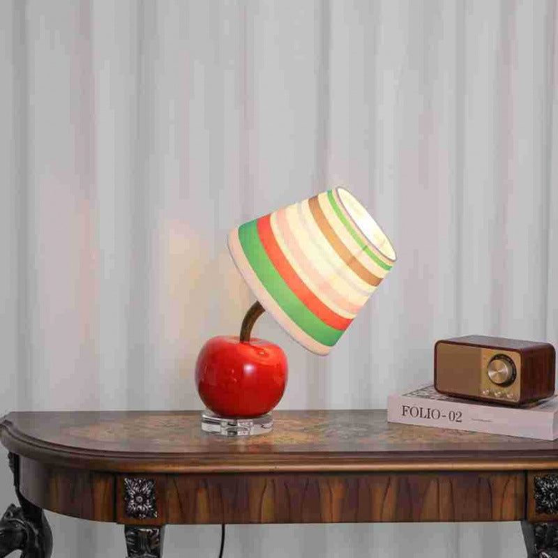 Artistic Apple-Shaped Table Lamp