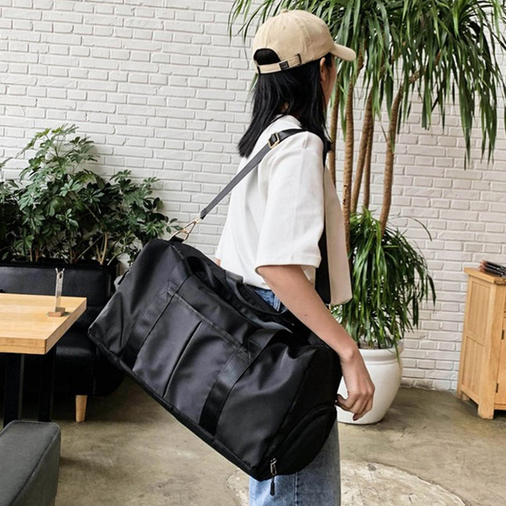 Waterproof Gym Duffle Stornfield