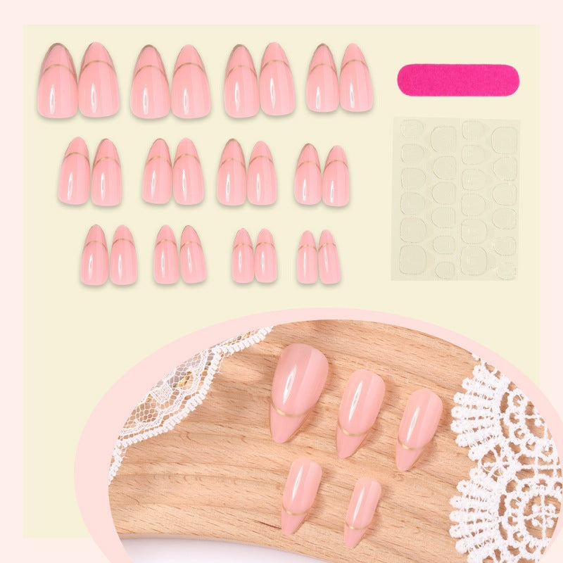 Artificial nail set with elegant gold accent Stornfield