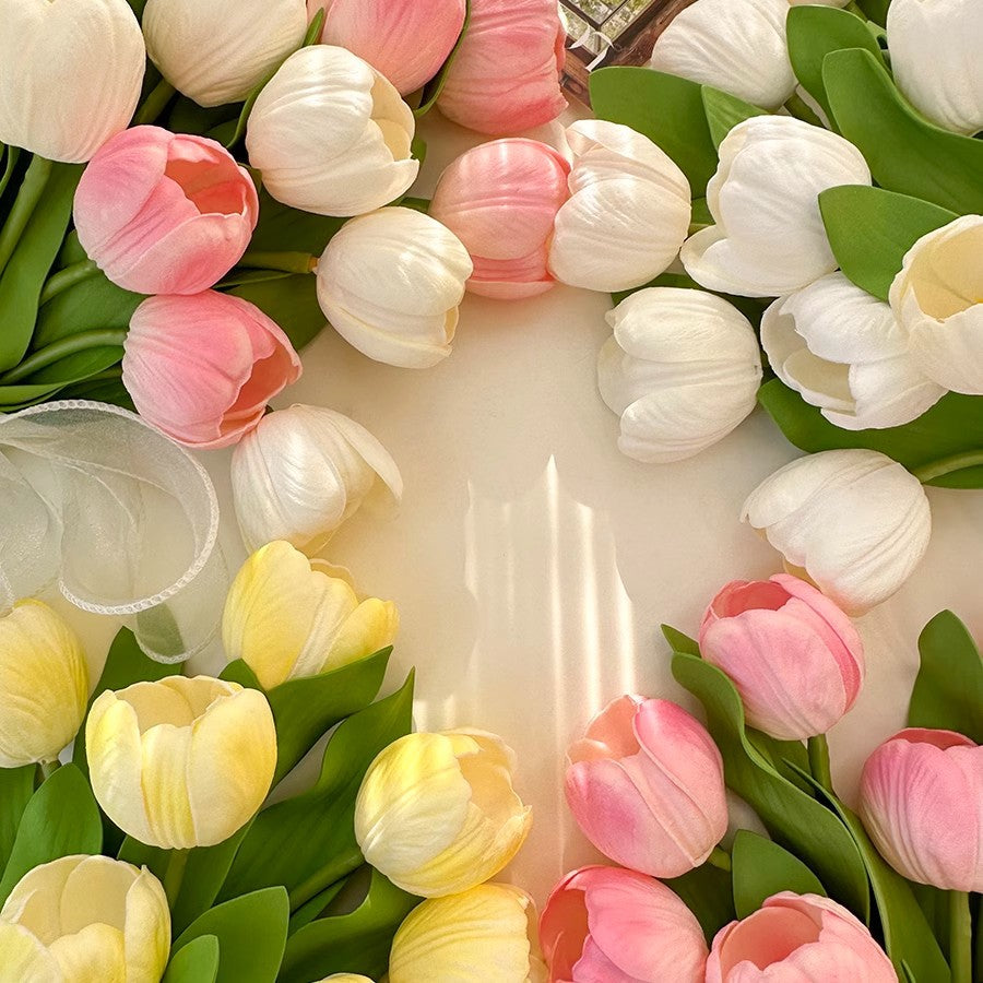 Realistic Tulip Flower Bouquet