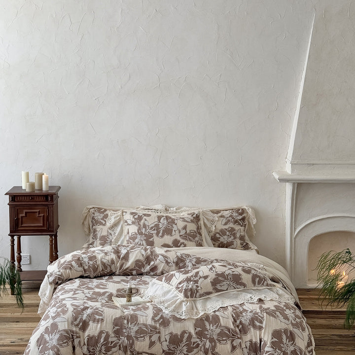 Vintage-Style Linen-Jacquard Duvet Cover Set with Lace-Trimmed Ruffled Shams