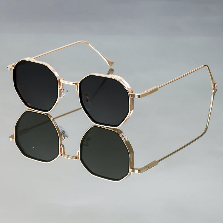Ladies sunglasses in an elegant, geometric style with durable frame Stornfield