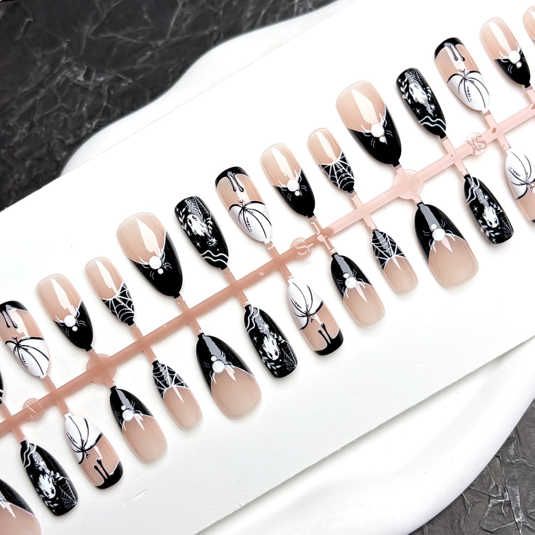Themed Halloween Press-On Nail Set