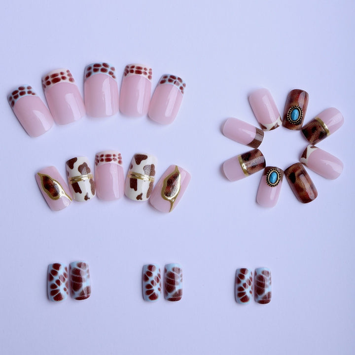 Trendy Artificial Nails Stornfield