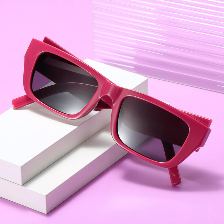 Women's fashionable rectangular sunglasses in innovative design Stornfield